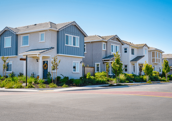 Your House Hasn’t Sold Yet. Should You Rent It Out Instead?