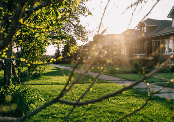 4 Ways To Give Your Offer an Edge This Spring
